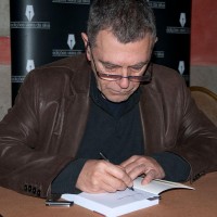 Carlos J Fernandes